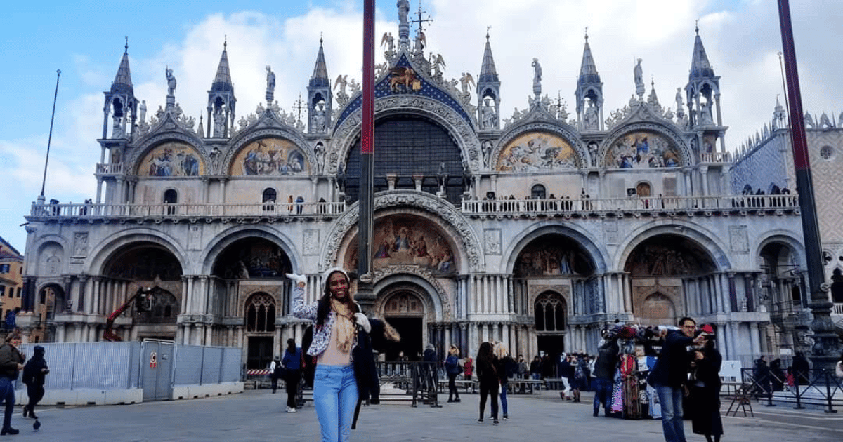 Safaa, a solo female traveler from Sudan, immersing in the charm of Venice